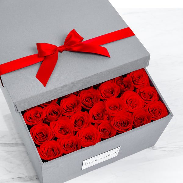 Caja Gris Rosas Rojas